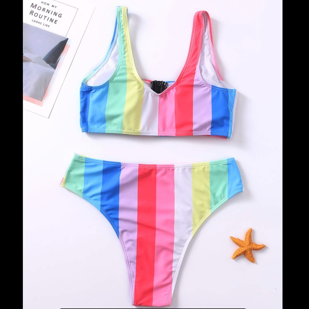 🌈 Rainbow Swimsuit 🌈 - Picture 6 of 9